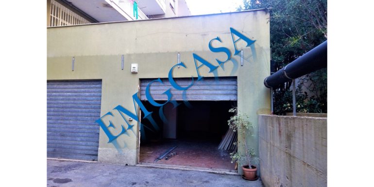 Garage Via Maria riposo amodeo (2)